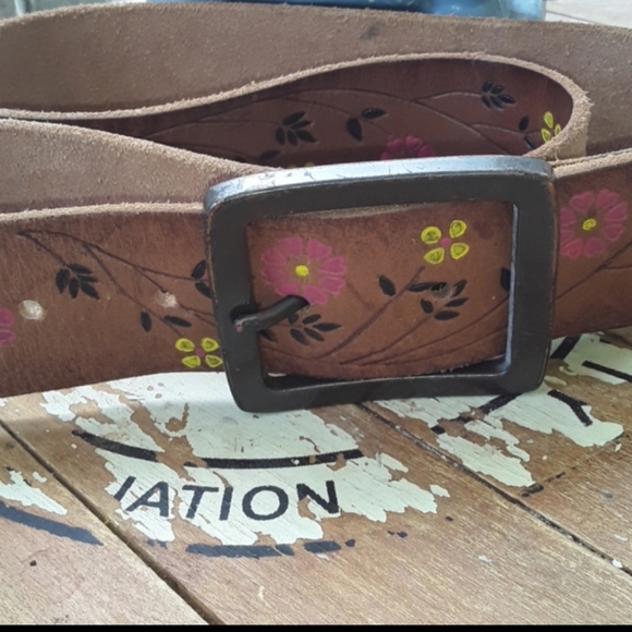 Old Navy vintage leather belt - Picture 3 of 6